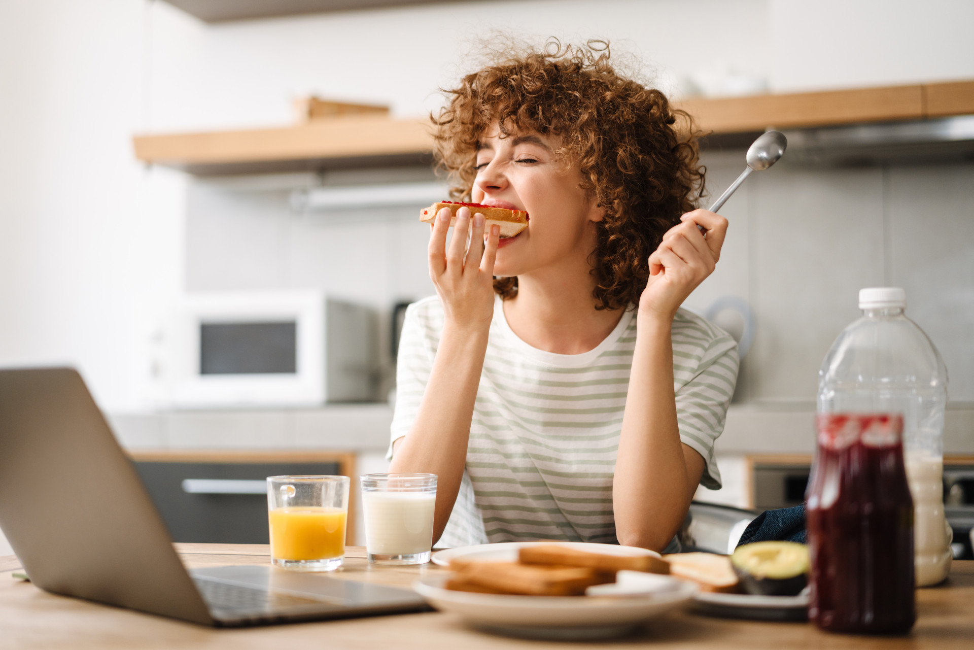 Diese 5 Frühstücksfehler machen Dich krank – mit TCM-Ernährung gesund bleiben!